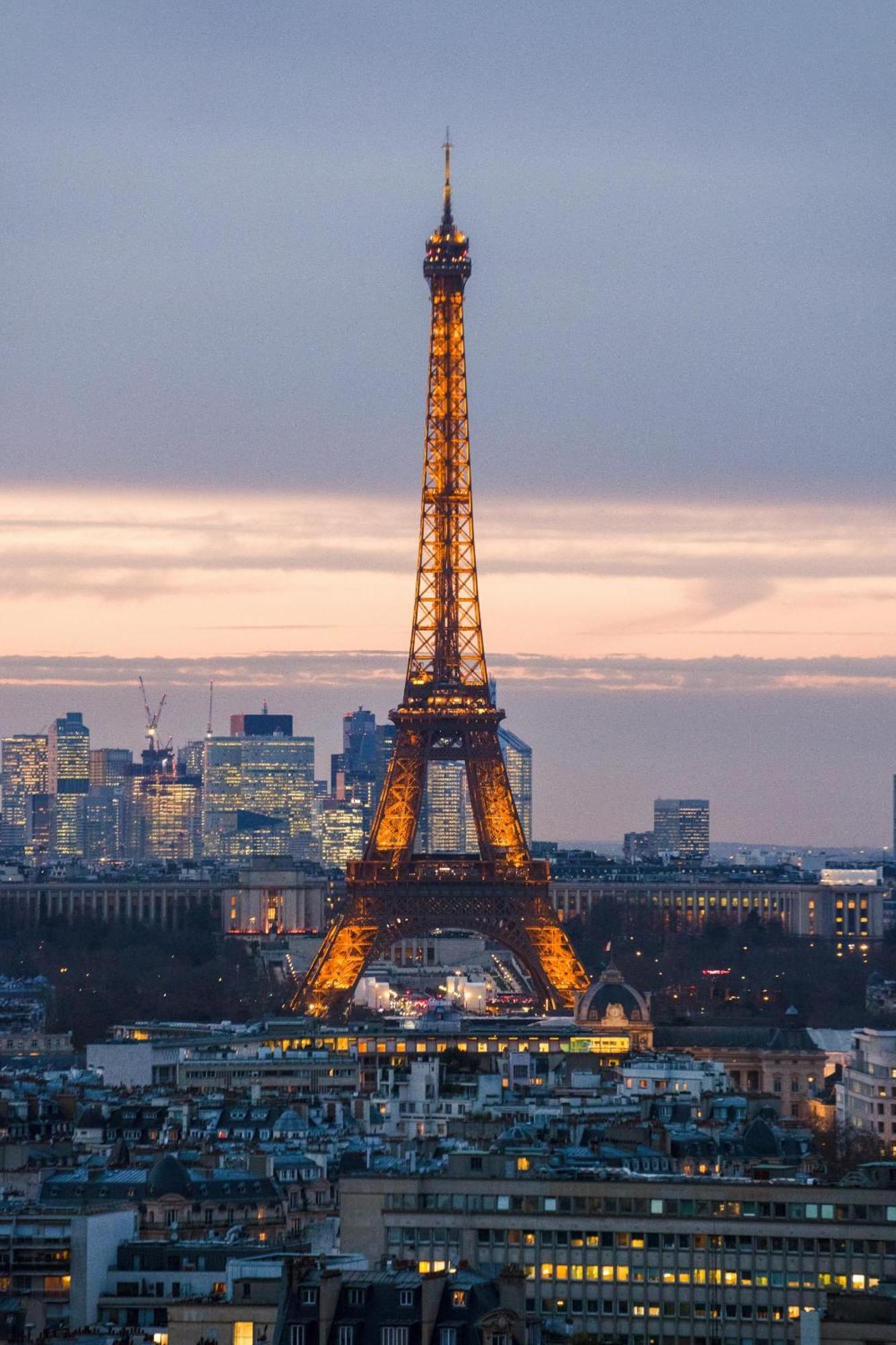 Paris Luxury Apartment 75M2 With Eiffel Tower View, 1 Min Metro, Parking Exterior foto